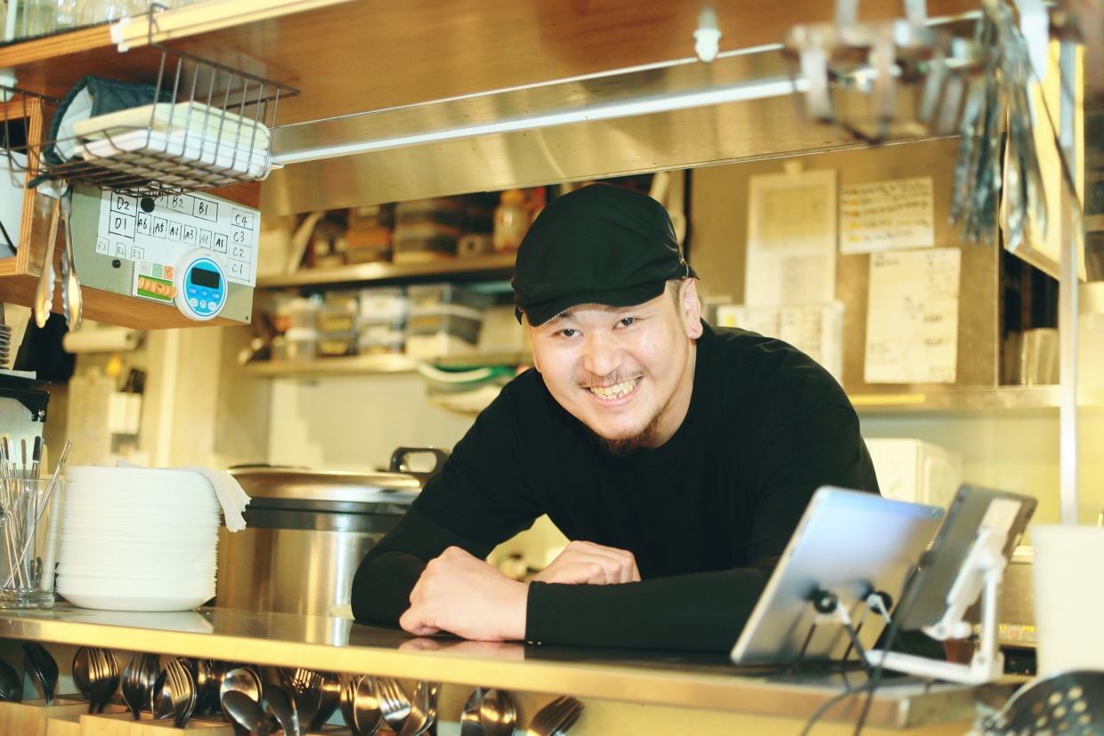 『エリックサウス 西天満』店長の檀野太我さん