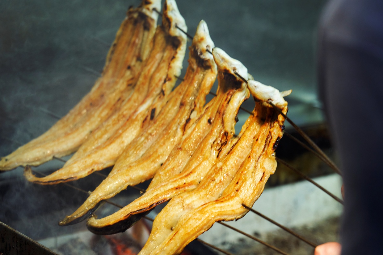 『うなぎ じん田』鰻の白焼き