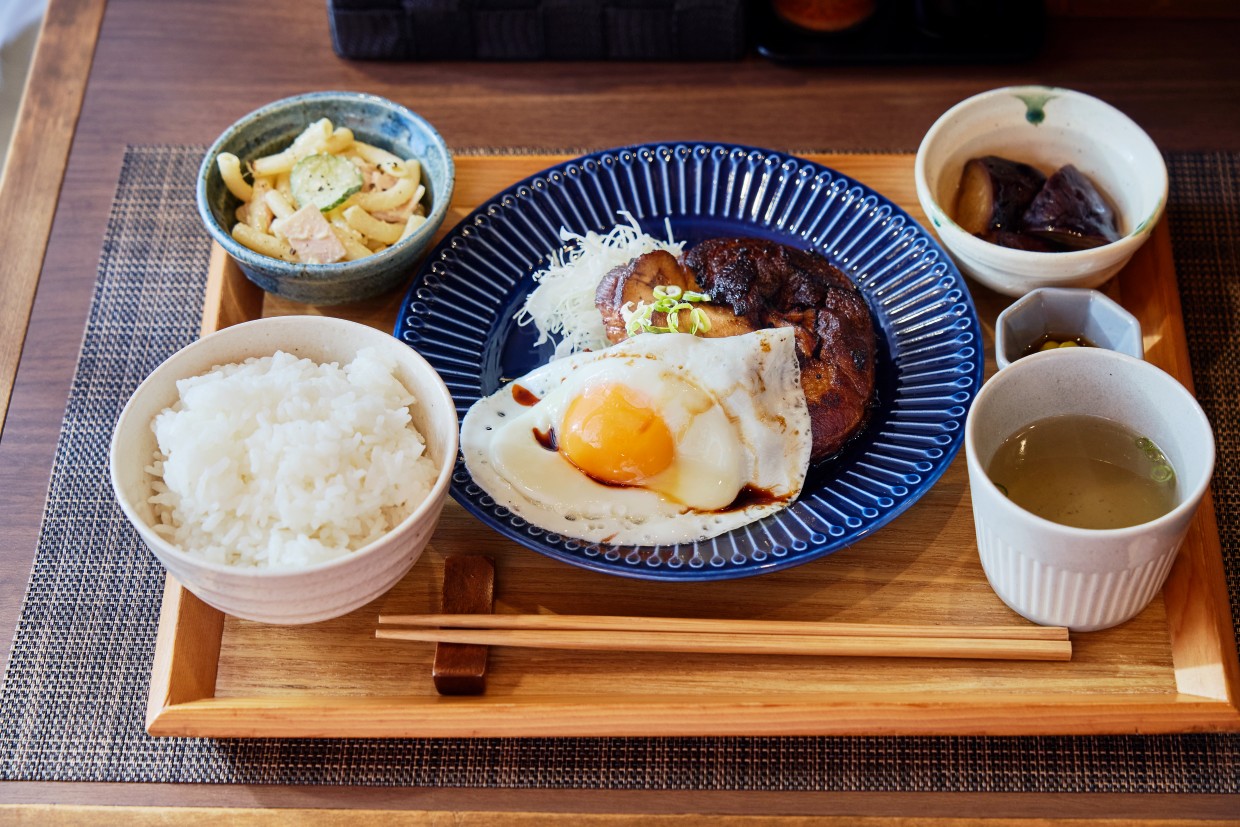 『江戸堀 焼豚食堂』ちゃーしゅーエッグ定食