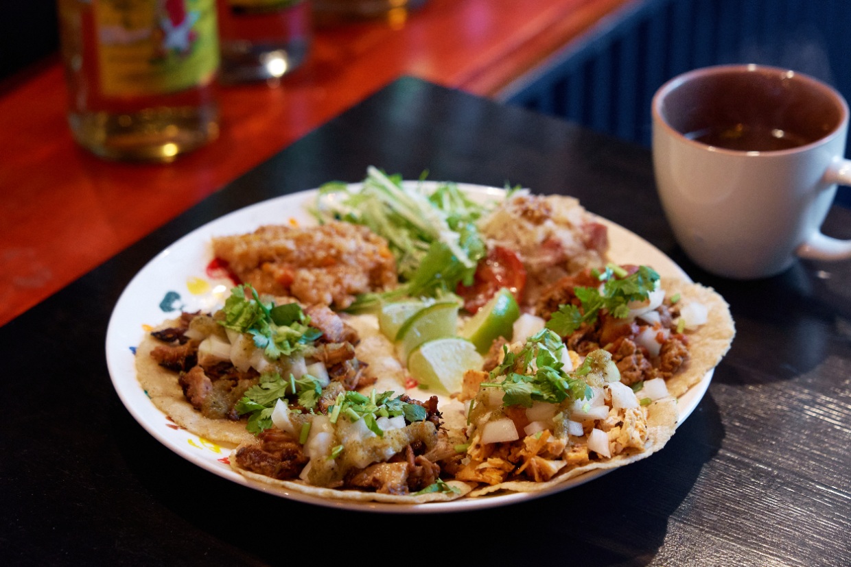 『TRIP Tacos』タコスプレートランチ