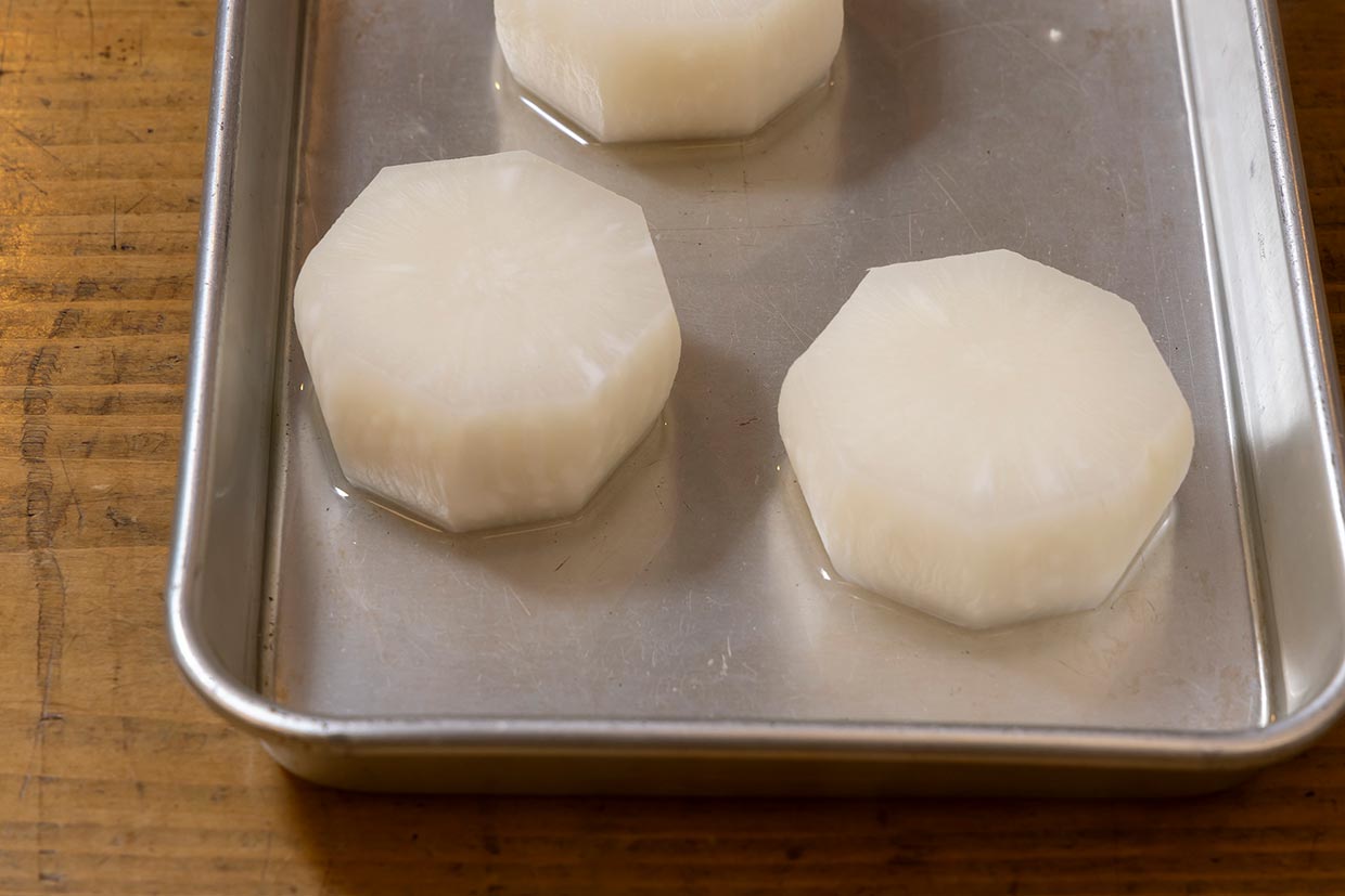 「瓢亭」のカブの下加熱