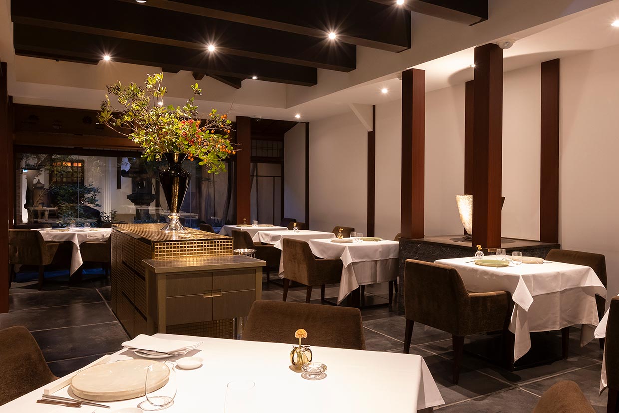 「Restaurant MOTOI」店内