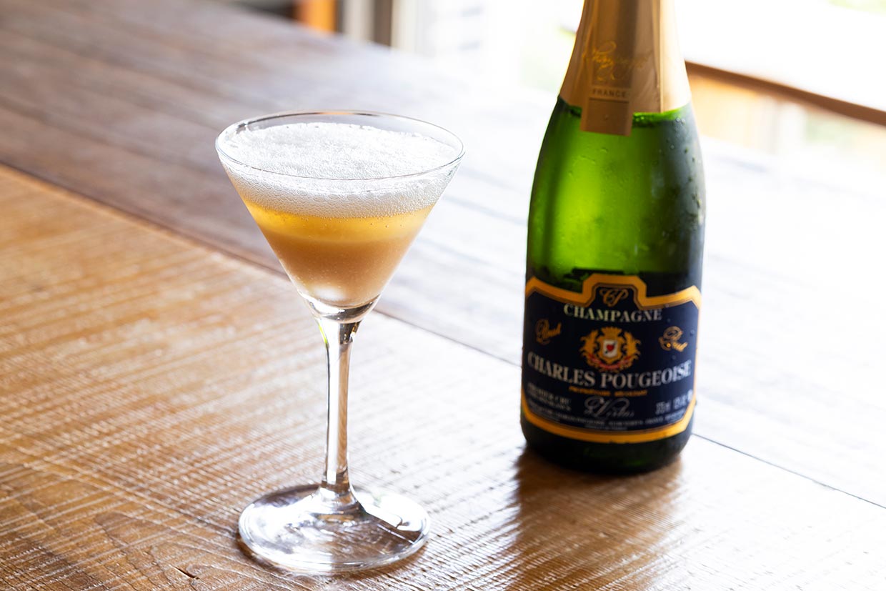 『Le tonton』の桃のスープにシャンパーニュを加えて