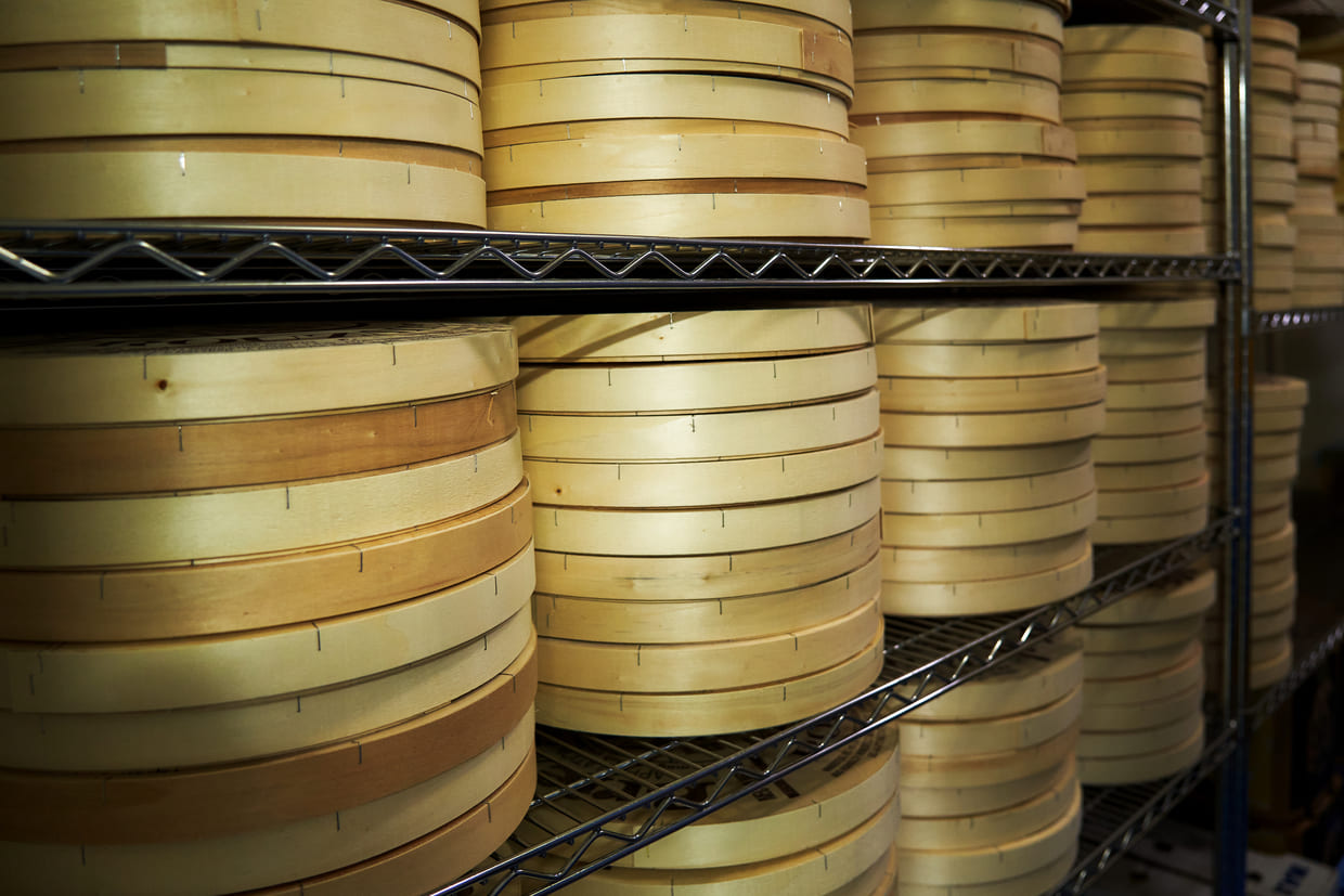 大阪・箕面『デリチュース』ブリー・ド・モー、貯蔵庫