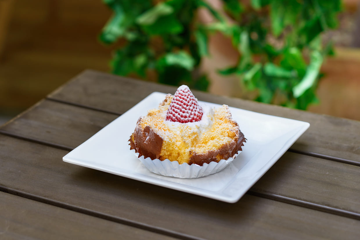 兵庫・元町『MOTOMACHI CAKE』ざくろ