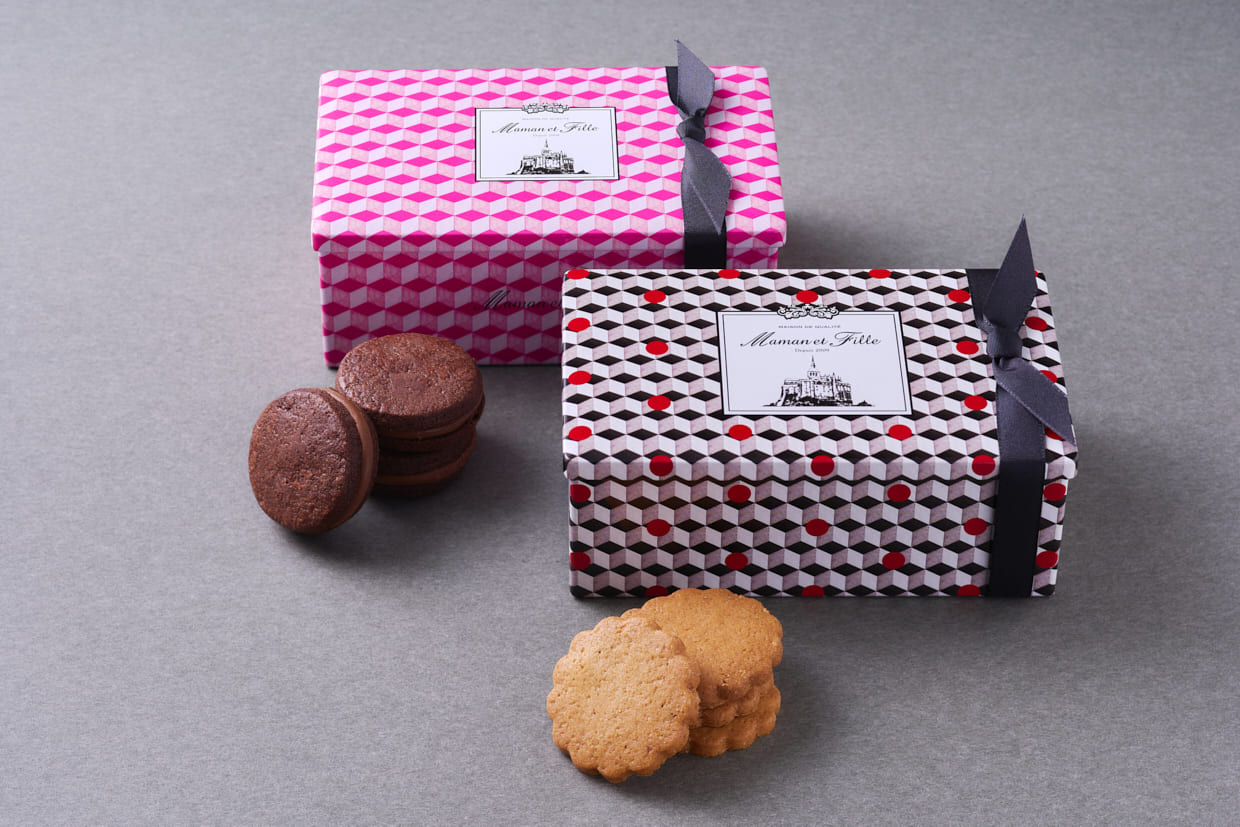 兵庫・御影『マモン・エ・フィーユ』ジンジャービスキュイ缶、サブレ・オ・ショコラ缶