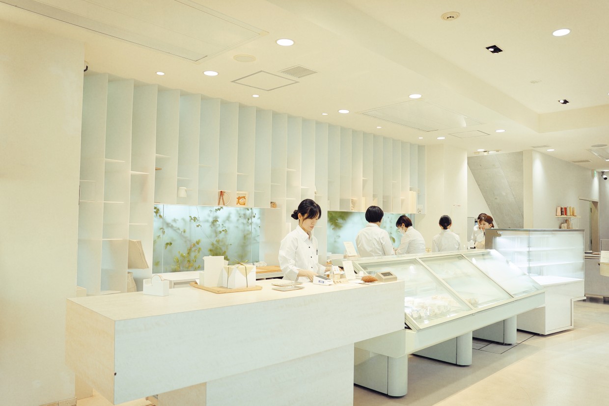 兵庫・芦屋『ダニエル』店内