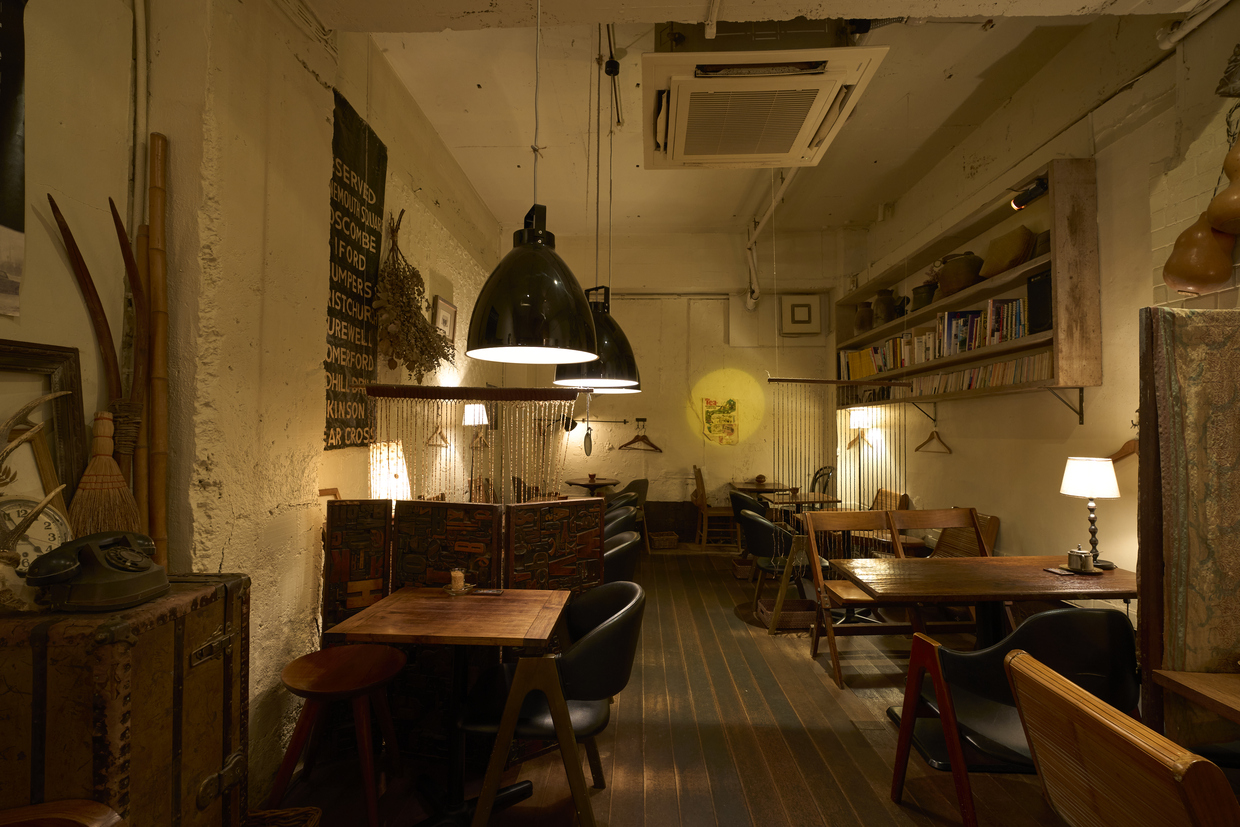 神戸『tea room mahisa 三宮店』内観